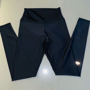 ALO Yoga High Waist Airlift Leggings Size Small